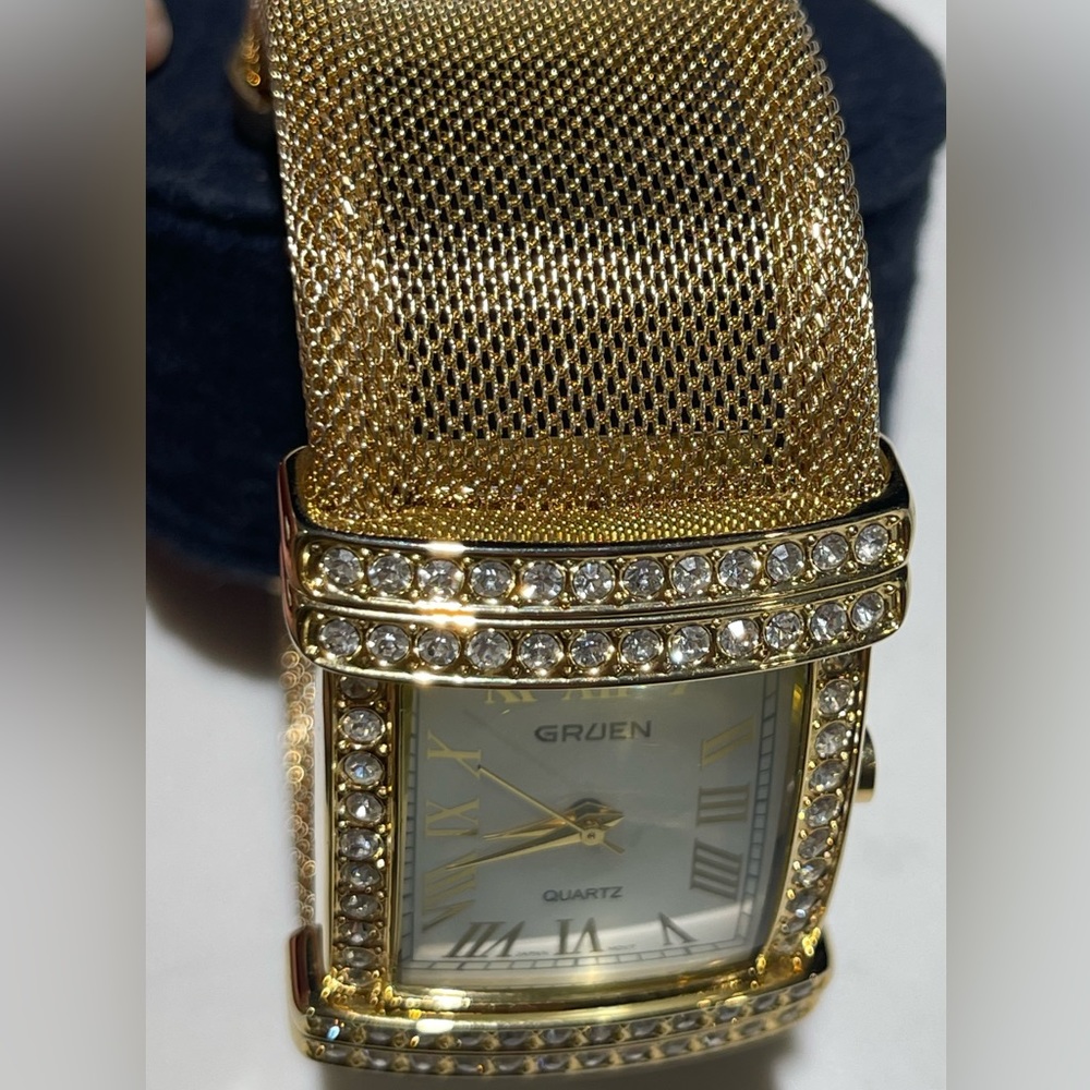 GRUEN GR10020 Quartz Roman Numerals Metal Bezel Stainless Steel Vintage - Picture 4 of 10